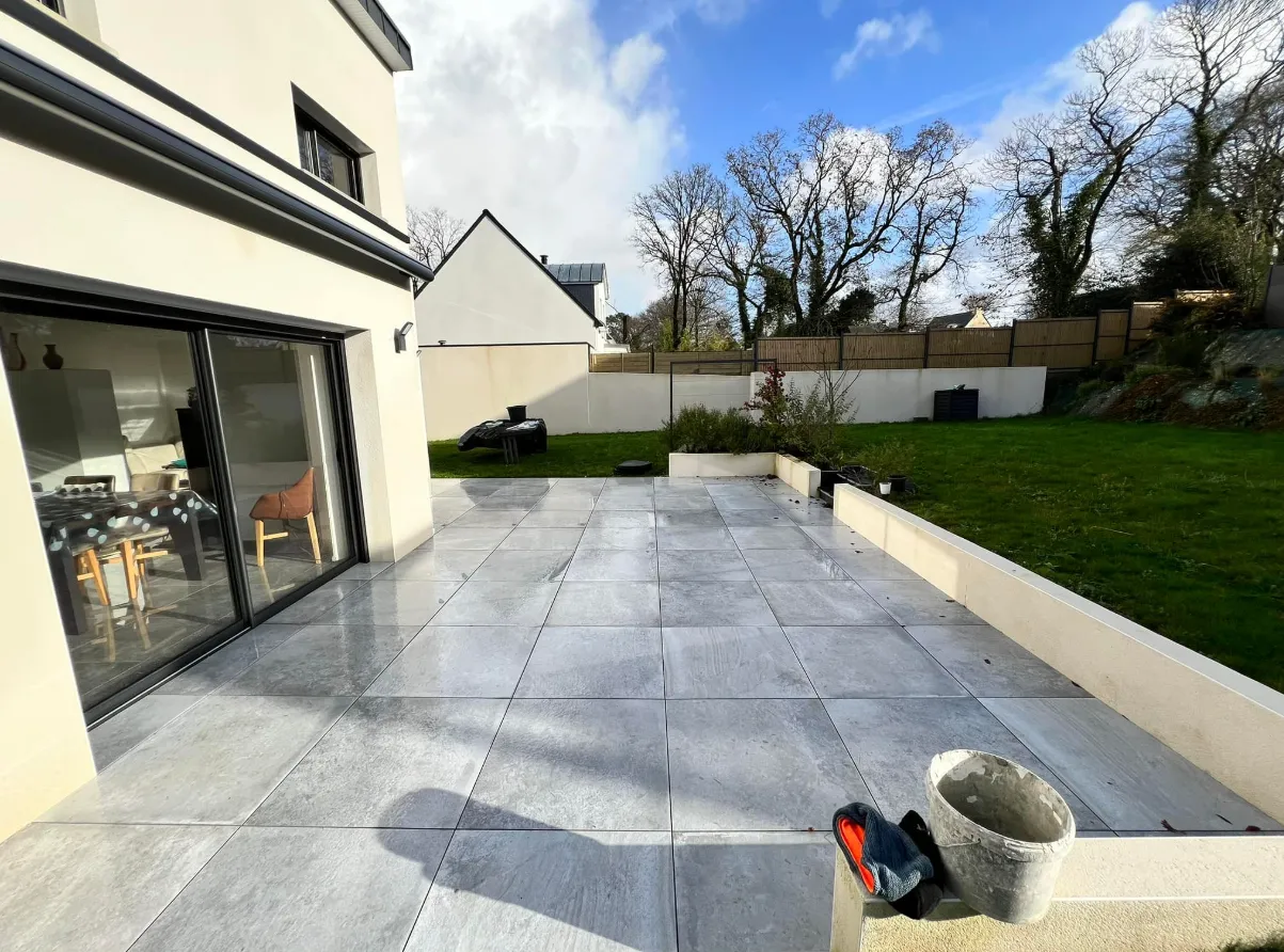 pose de carrelage mural auray
